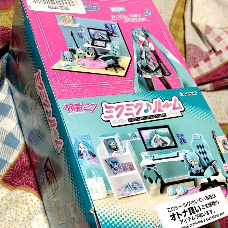 Esports Gaming Free Fire - Boxed 8Pcs/set Genuine Anime Hatsune Miku