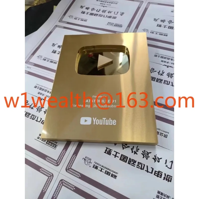 Gold Customized Name YouTube P - Esports Gaming Trophy 评论和价格